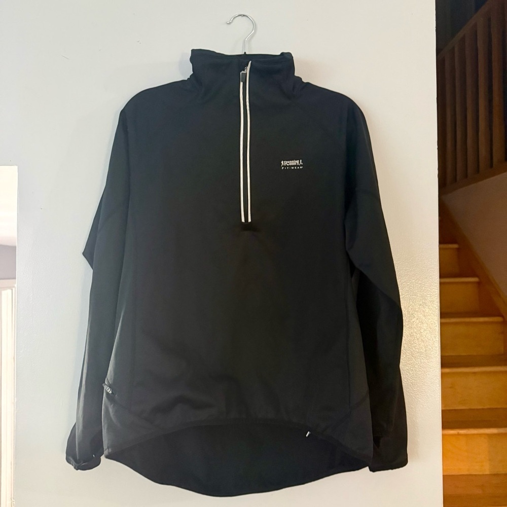 😸EUC Running Room Men's Black Performance Jacket